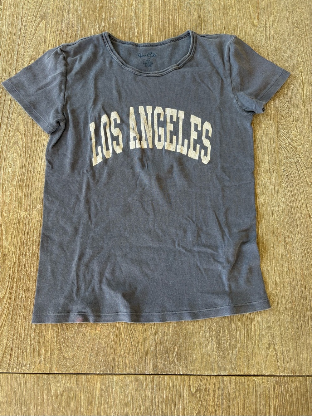 Brandy Melville “Los Angeles” Crewneck Tee in Charcoal